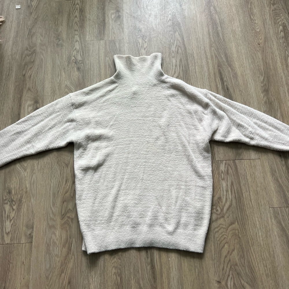 Aritzia cream sweater